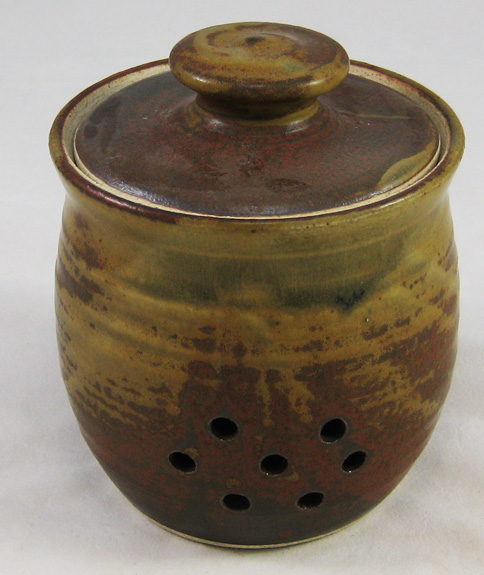Garlic Keeper, Mat Reddish brown