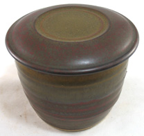 Mat reddish brown braking olive green French Butter Dish